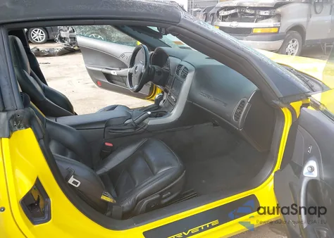 2006 Chevrolet Corvette z USA, uszkodzony, nr VIN 1G1YY36U965104272